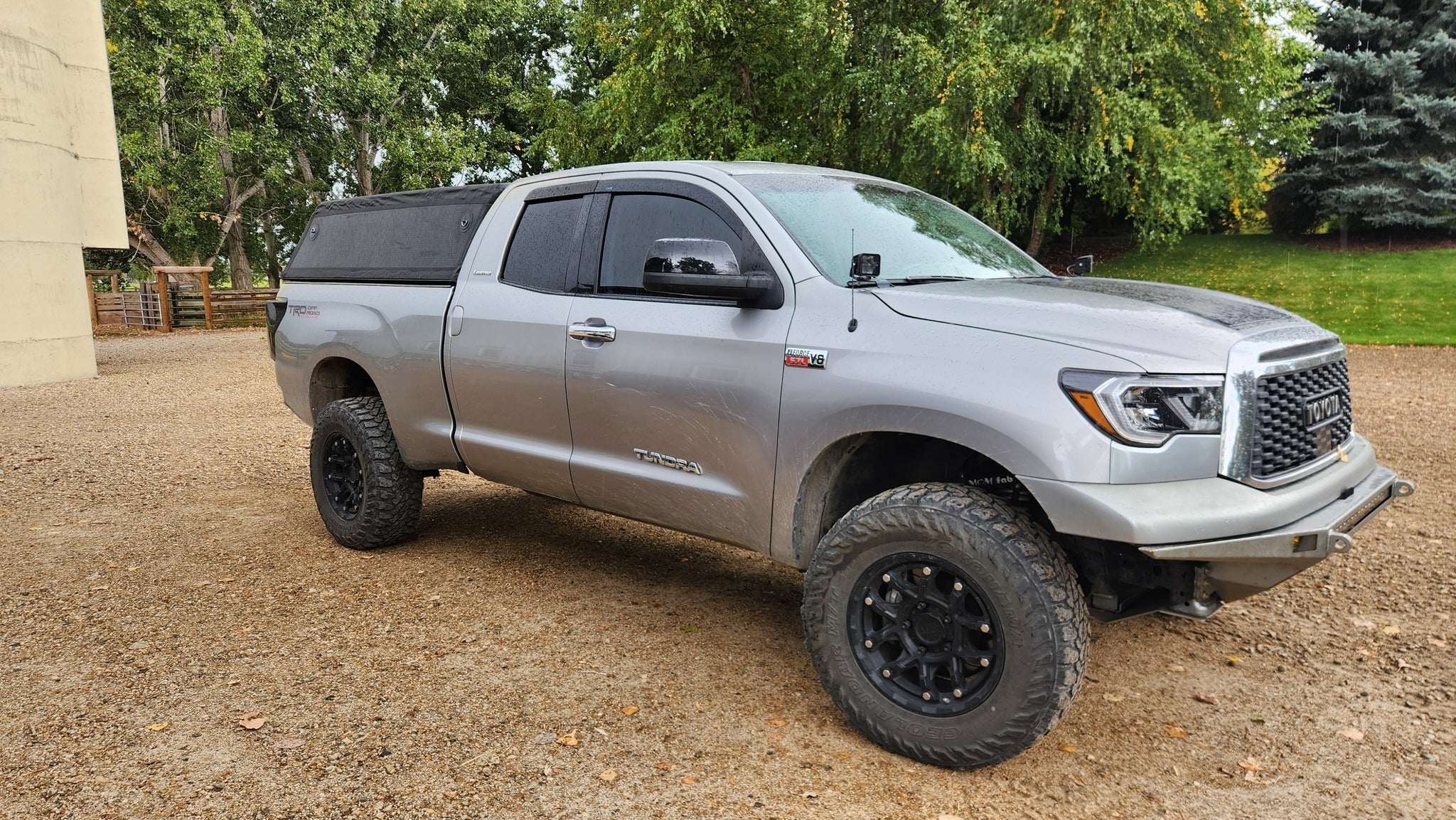Inflatable Bed Topper 2017 Toyota Tundra Build by Chad Sali
