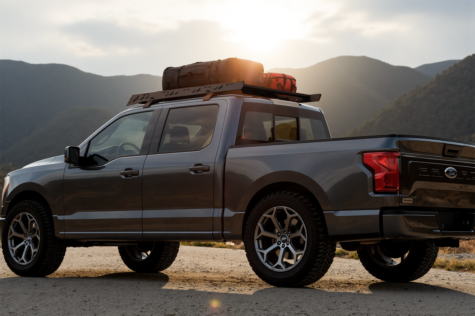 2020-2025 Chevy Silverado 2500HD /3500HD / GMC Sierra/ Sierra Denali 2500HD/3500HD Crew Cab Low Profit Roof Rack