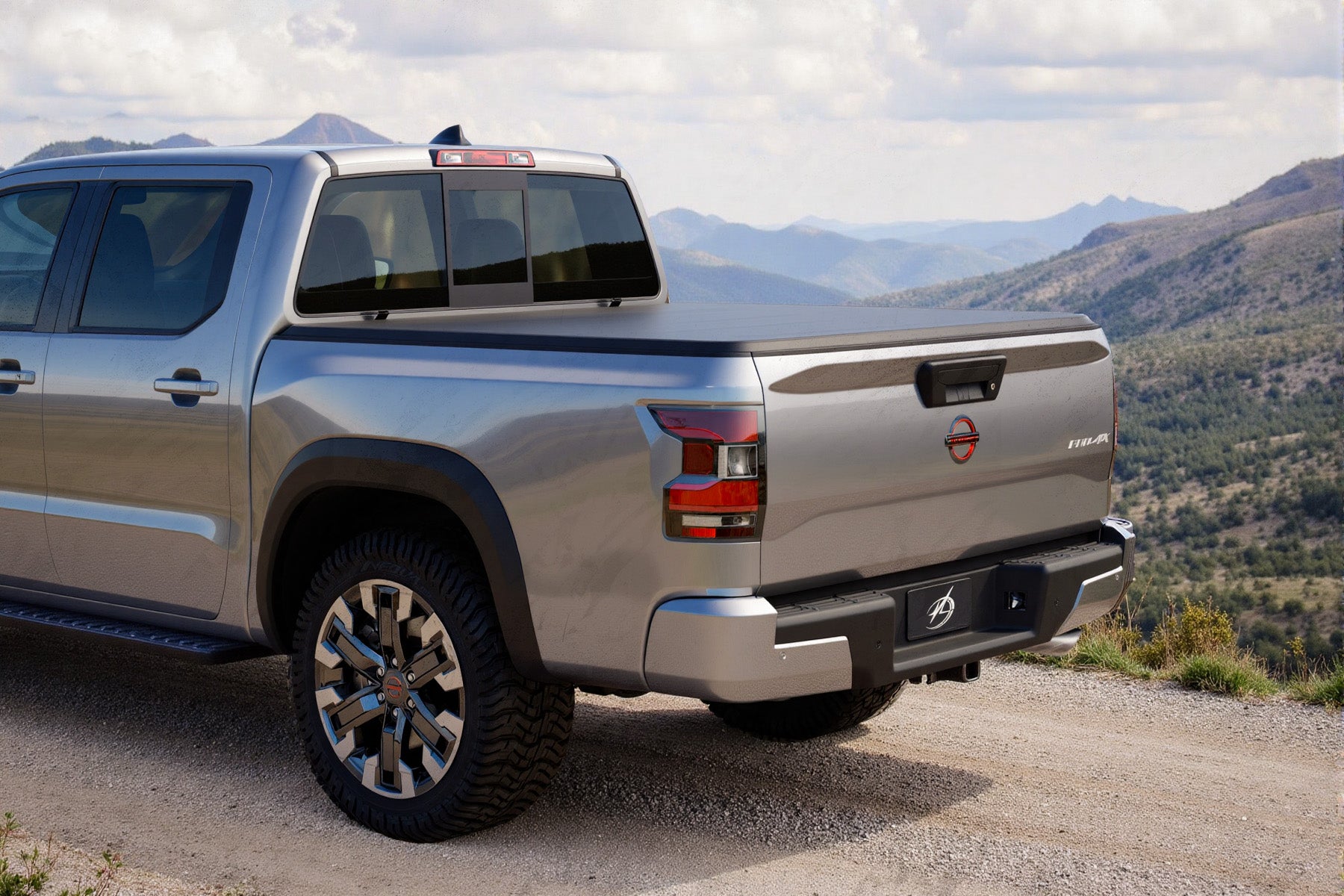 MilesRunner For 2016-2024 Titan 5.5 Ft 66" Bed LW Hard Quad Fold Tonneau Cover